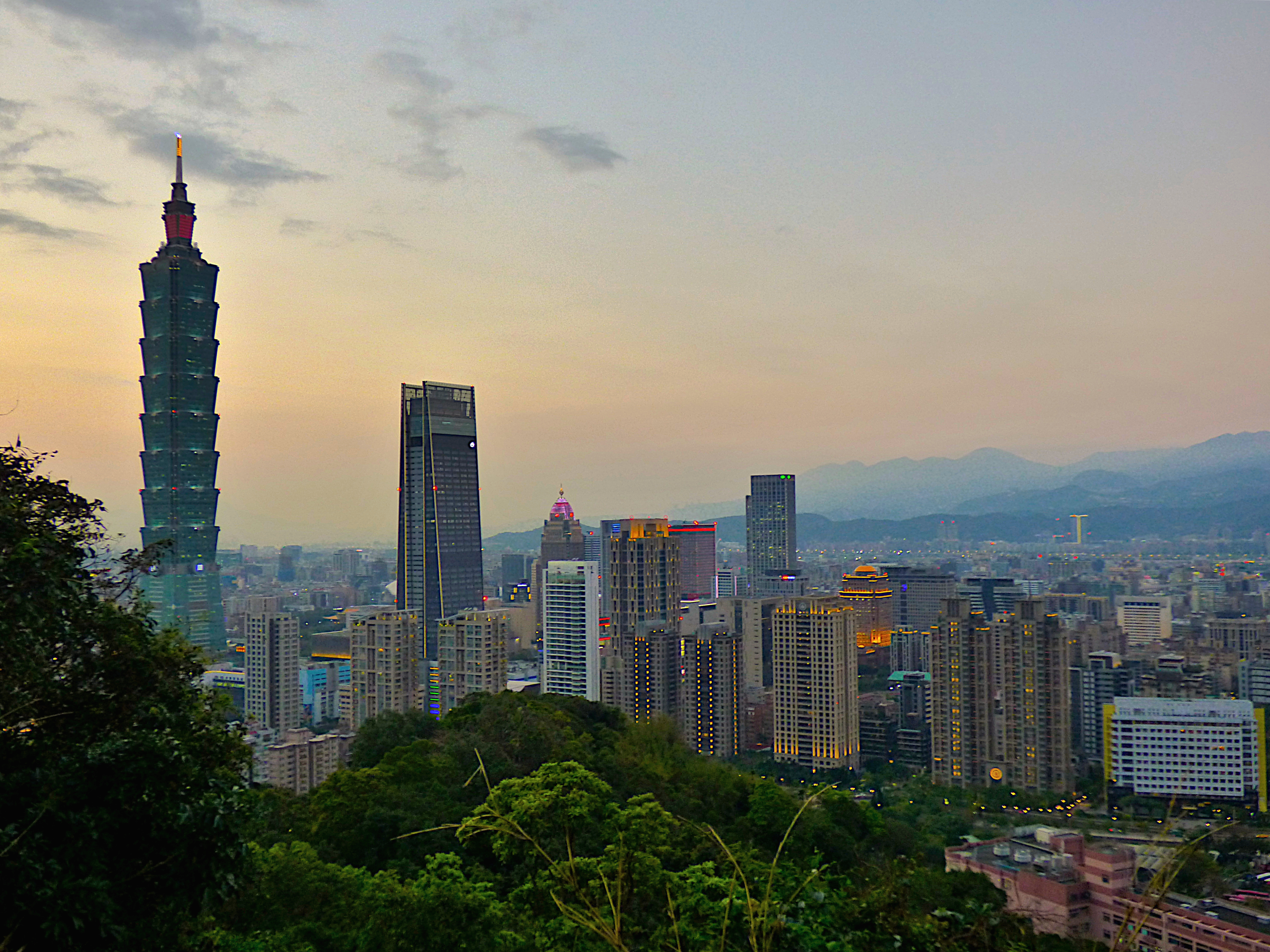 taipei itinerary mountain